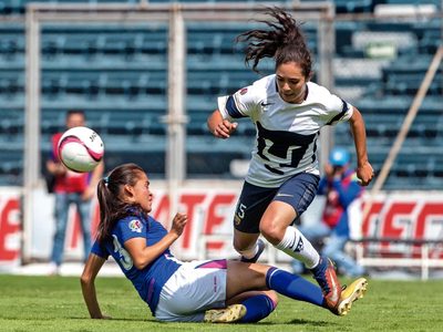 “El futbol femenino nos agarró en fuera de lugar”: Karina Báez, directora técnica de Pumas