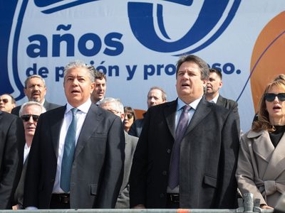 Desfile aniversario de Neuquén: Gaido y Figueroa anunciaron una serie de obras para la ciudad