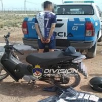 Dos jóvenes robaron en un comercio de Centenario