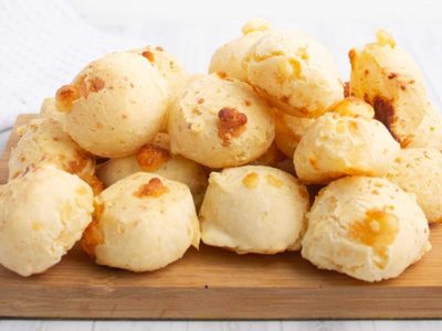 Falso chipá con solo 3 ingredientes: una receta rendidora y perfecta para matear a la tarde este finde