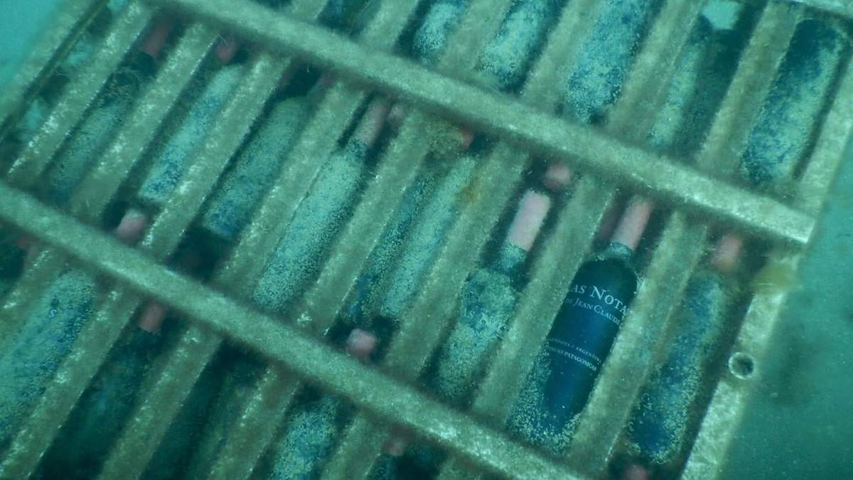 Cava subacuática en Las Grutas. Fuente: (Twitter)