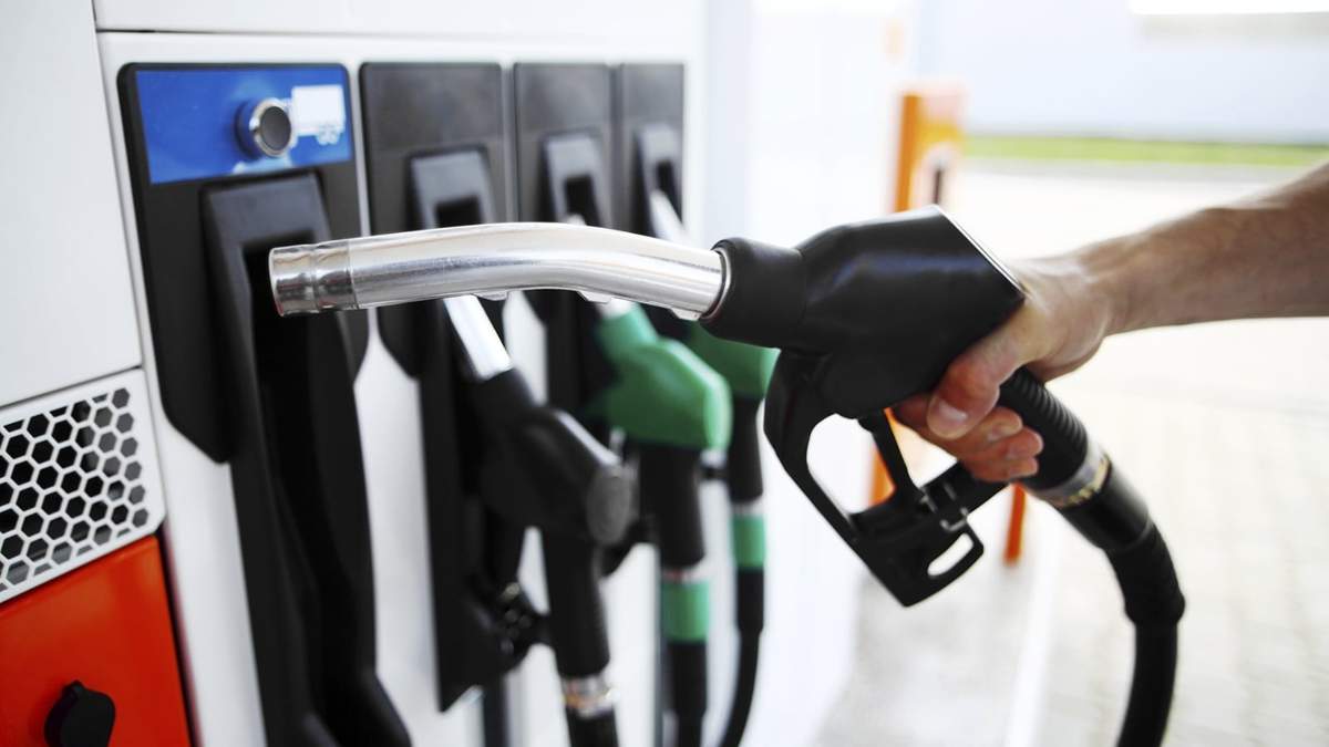 Desde el domingo será más caro cargar nafta en todas las estaciones del país. Fuente: (X)