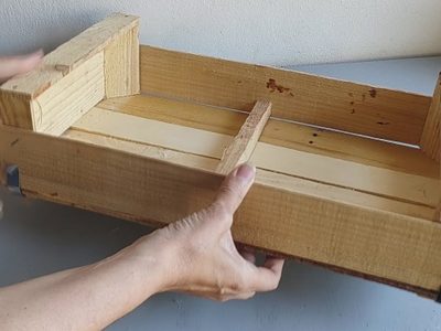 Si encontrás un cajón tirado o tenés uno roto, podés transformarlo en un hermoso mueble para tu cocina