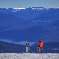 La temporada invernal en el cerro Chapelco comenzó con éxito
