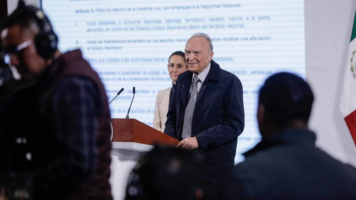 El fiscal General de la República, Alejandro Gertz Manero y Sheinbaum