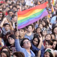 Chile, cada vez más cerca del matrimonio igualitario: cuándo se votará en el Senado
