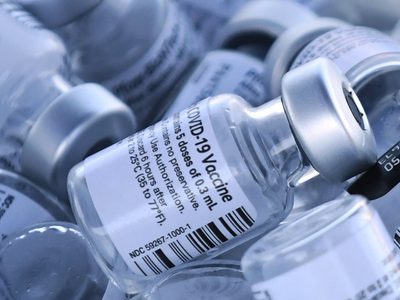 Estados Unidos le dio a Pfizer la aprobación total de su vacuna: es el primero en lograrlo