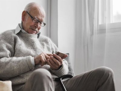 La soledad y la brecha tecnológica: Claves por las que aumentan las estafas a adultos mayores