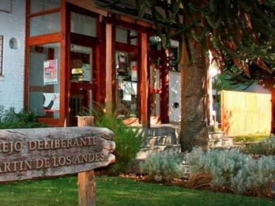 Un concejal de San Martín de los Andes denunció golpes y amenazas dentro del Concejo