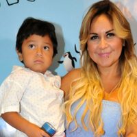 Sobran las palabras: Verónica Ojeda y Dieguito emocionaron a Maradona con este increíble regalo