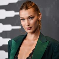 ¡Mirá la exótica prenda que usó Bella Hadid! ¿La usarías?