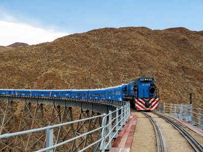 Cierran el Tren de las Nubes y el Teleférico San Bernardo para impedir propagación de coronavirus