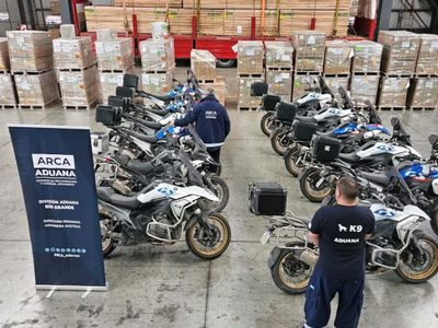 Tierra del Fuego: Aduana incautó un convoy valuado en 480 mil dólares con motos