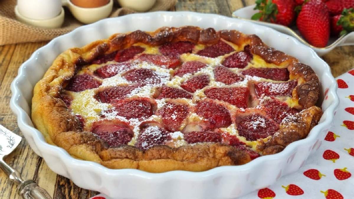 Clafoutis de frutilla. Fuente: (Instagram)
