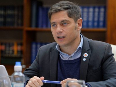 Paritarias: Axel Kicillof ofreció un aumento del 8,5 % para docentes y estatales