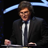 Decanos advierten que con Javier Milei "el derecho a la educación superior está en riesgo"