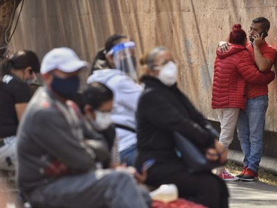 Gobierno federal pide al INE y a partidos ceder sus tiempos en radio y TV por pandemia