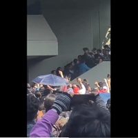 Un funcionario de la FES Acatlán agrede a un alumno durante inicio de un paro de 48 horas (VIDEO)