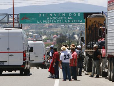 Juez vincula a proceso a dos exmandos policiacos por caso Nochixtlán