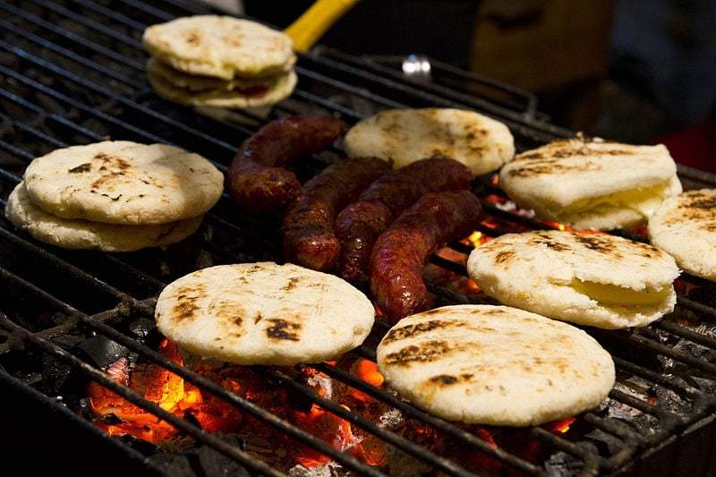 Choriarepa, fusión argentina venezolana. Fuente: (Twitter)