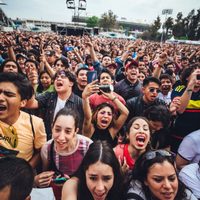 Mujeres a la izquierda, hombres a la derecha