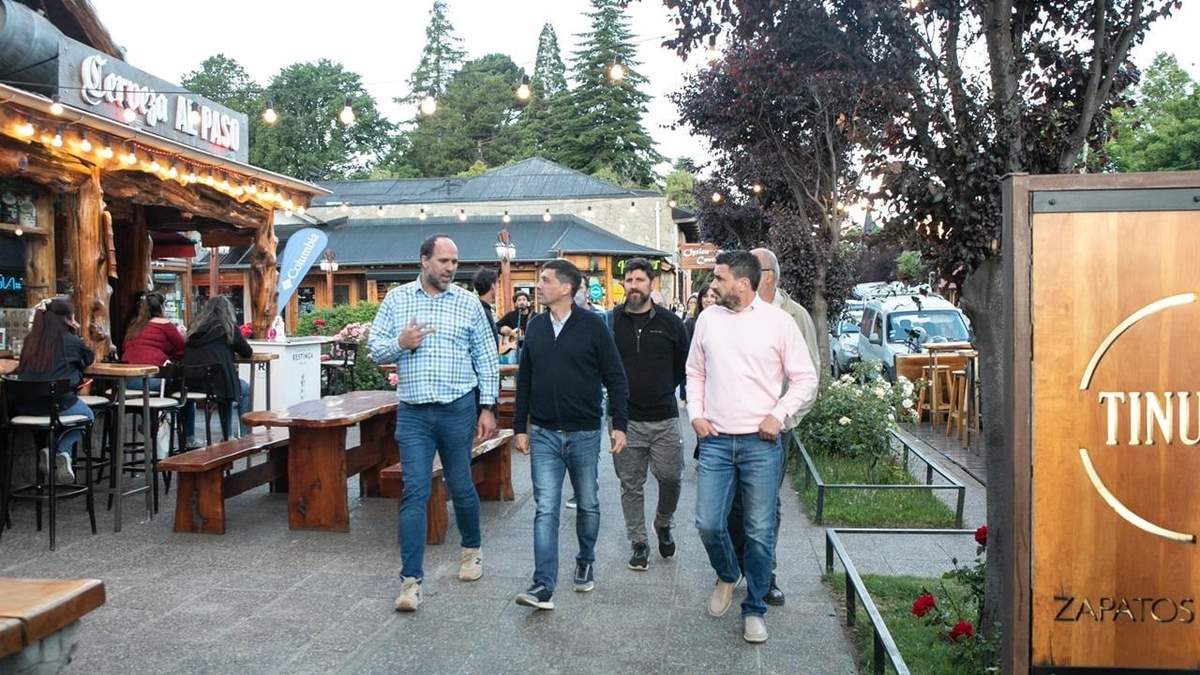 Marcos Koopmann en San Martín de los Andes. Fuente: (Twitter)