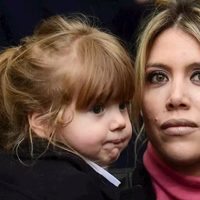 Wanda Nara y su hija Isabella se convierten en tendencia en la red por este video ¡Importante mensaje!