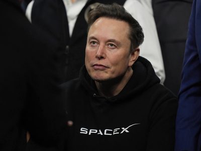 Elon Musk admite que le escribió a Epstein, pero niega haber participado en sus fiestas