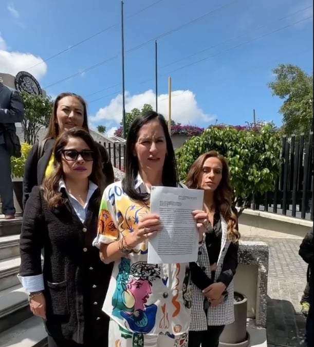 La alcaldesa en la Fisel