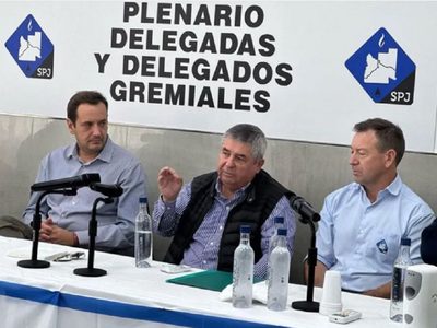 Gobierno y sindicato de petroleros jerárquicos comprometieron una defensa conjunta del empleo neuquino