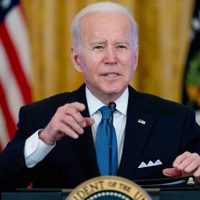 Biden se compromete ante Zelenski a seguir ayudando a Ucrania a "defender su soberanía"