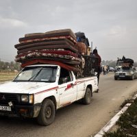 Israel lanza fuertes ataque cerca del campo de refugiados de Bureij
