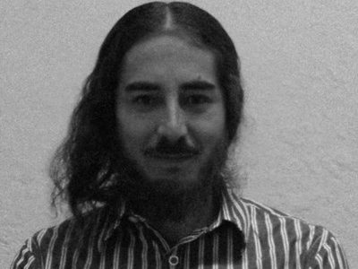“Sensacional de chicas fantásticas”, poemas de Pablo Antonio Junco