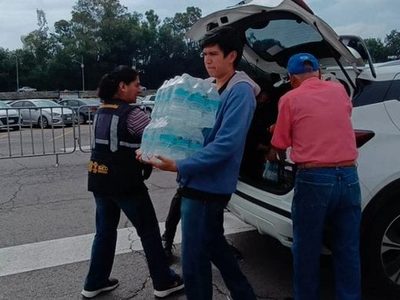 La UNAM abre centro de acopio para afectados por John en Guerrero