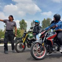 Presentan modificaciones al reglamento de tránsito para motocicletas y motonetas en CDMX