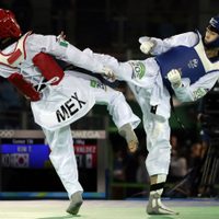 Dejan ir el bronce los taekwondoínes Itzel Manjarrez y Carlos Navarro