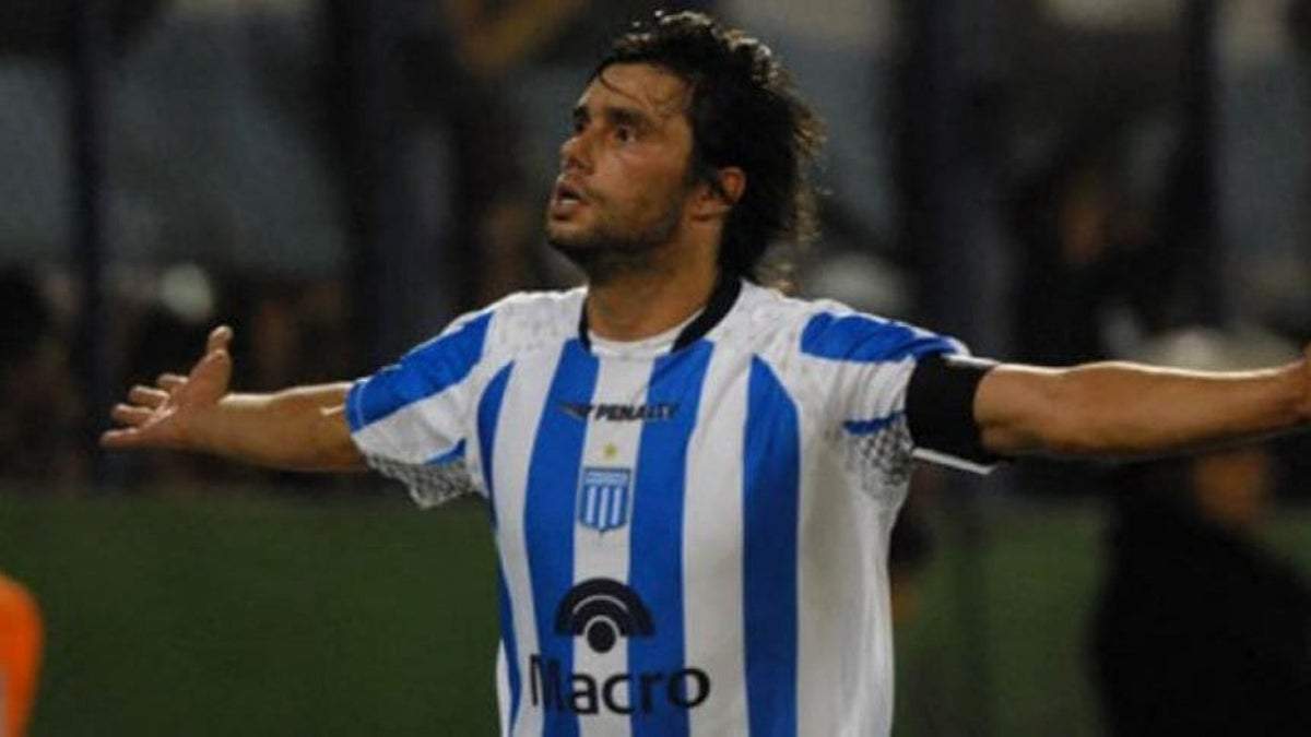 Claudio Yacob en Racing. Fuente: (Twitter).