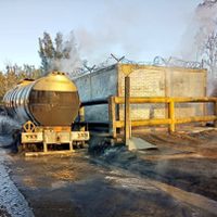 Arde una pipa con combustible en la carretera Silao-León; sospechan huachicoleo (Video)
