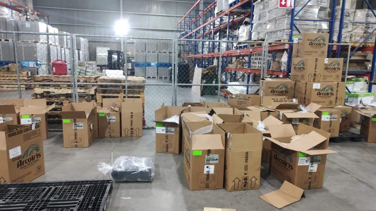Droga encontrada en una empresa de paquetería que se ubica en la carretera a Chapala