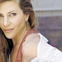 ¡Mamita querida! Mónica Ayos encendió las redes con esta foto. ¡Es demasiado!