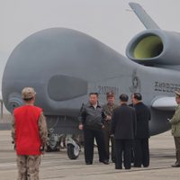 Kim observa pruebas de nuevos drones norcoreanos de reconocimiento y ataque