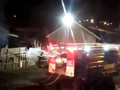 Esta madrugada se incendió una vivienda en San Martín de los Andes
