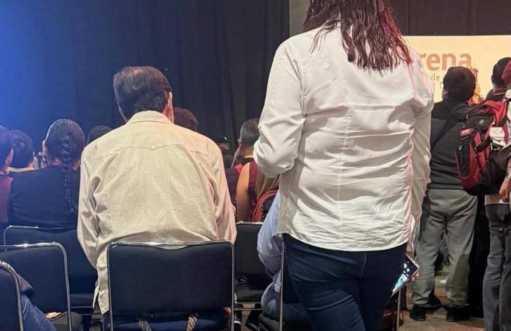 Gerardo Fernández Noroña en la imagen que se difundió en redes sociales