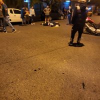 Motociclista resultó con lesiones graves tras ser embestido por un automóvil que se dio a la fuga