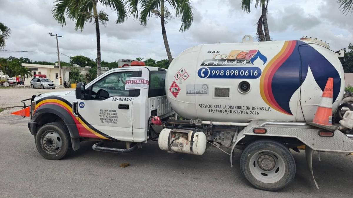 La pipa de gas dañada en Cancún