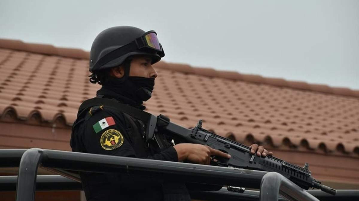 Un elemento de Fuerza Civil