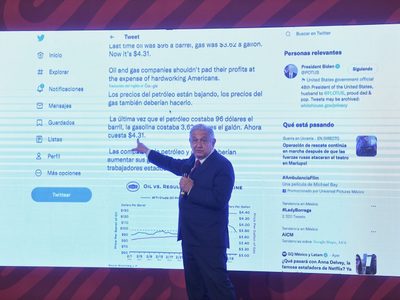 AMLO recomienda a Joe Biden imponer precios máximos de gasolinas en EU