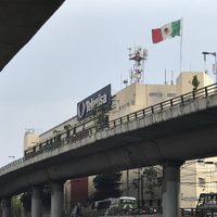 Las acciones de Televisa se disparan más de un 26% tras su acuerdo de fusión con Univisión