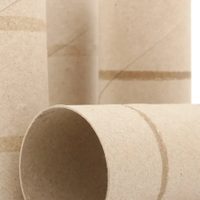Si tenés rollos de papel higiénico vacíos, mirá esta idea para inspirarte y cambiar la decoración de tu habitación