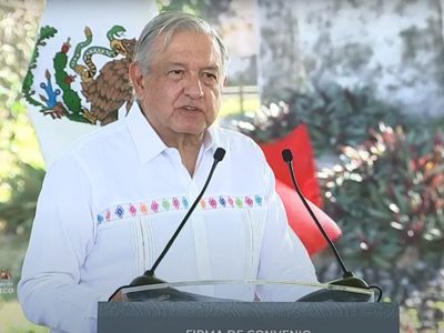 AMLO plantea que el Tren Maya y Santa Lucía sean administrados por Ejército